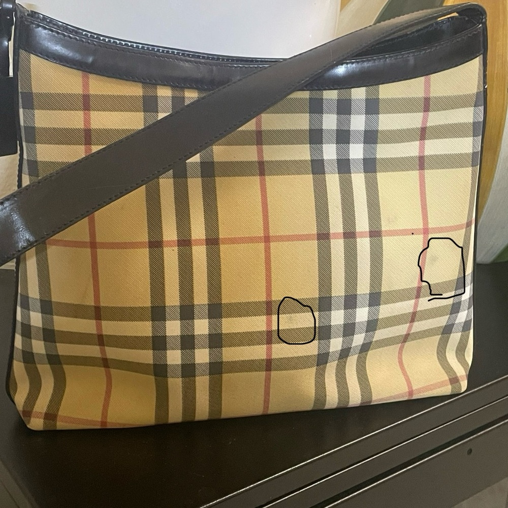 Burberry Beige and Black Plaid Tote with Wallet - Picture 13 of 13